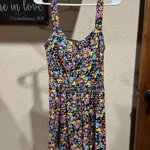 Floral romper size Medium